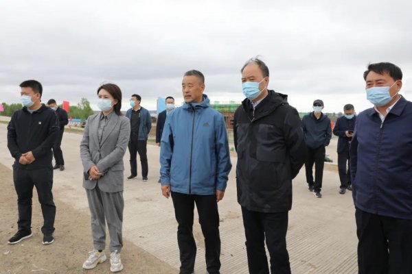 侯百君到富錦市調研指導錦西灌區運行管理工作